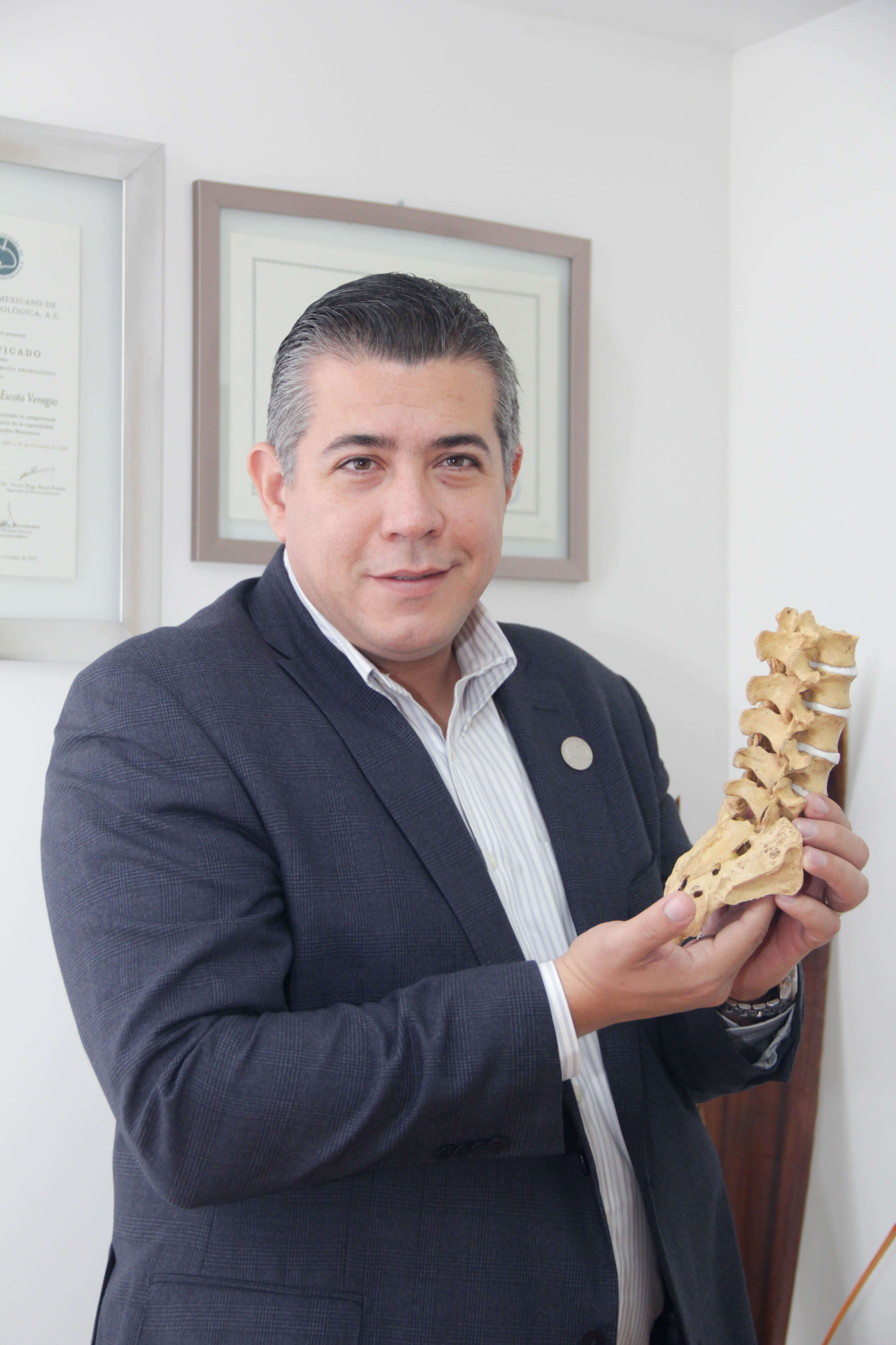Fotografo de Medicos en Monterrey, Fotografias de Cirugias Profesionales en Monterrey, Sesion de Fotos Profesionales para Doctores en Monterrey, Fotografia para Perfiles y Redes Sociales en Monterrey, Fotografia Medica en Monterrey 24
