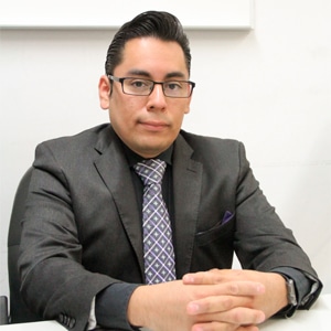 Dr. Carlos Martínez Álvarez