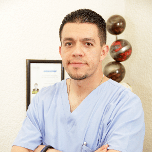 Dr. Martin Islas Torres 2