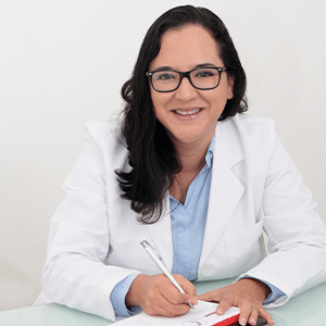 Dra. Nayeli Elizabeth Martínez Salazar 1