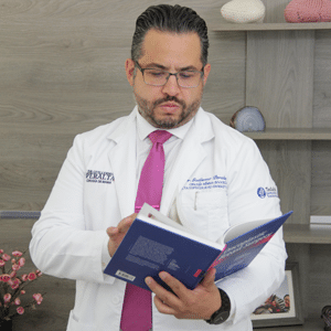 Dr. Guillermo Gerardo Peralta Castillo 3