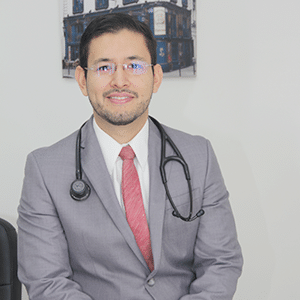 Dr. Eduardo Arias Navarro 2