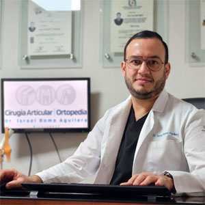 Dr.-Israel-Romo-1