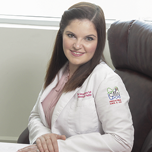 Dra. Samantha Garza Fuentes 3