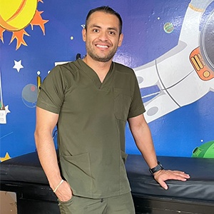 Dr. Gessen Salmeron Gomez 3