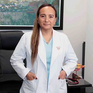 Dra Elizabeth Bernal 8