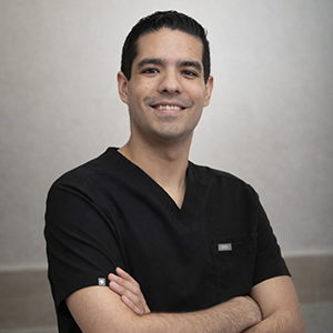 Dr. Juárez Correa De León 02