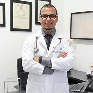 Dr. Miguel Ángel Luna García5