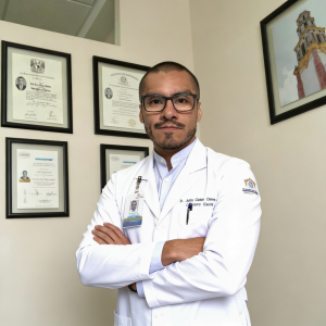 Dr. Julio César Chávez Galván