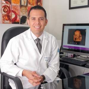 Dr. Fernando Medrano Uribe