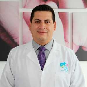 Dr. Juan Ernesto Zamudio Carrera,